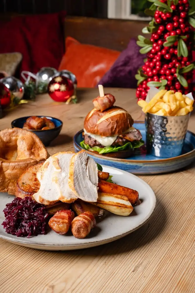 Harper’s Steakhouse & Bar Swanwick Marina_Bursledon_slider_image_3