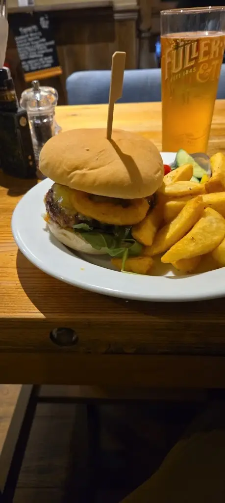 keiron fox_The Old Ship_Bursledon_review