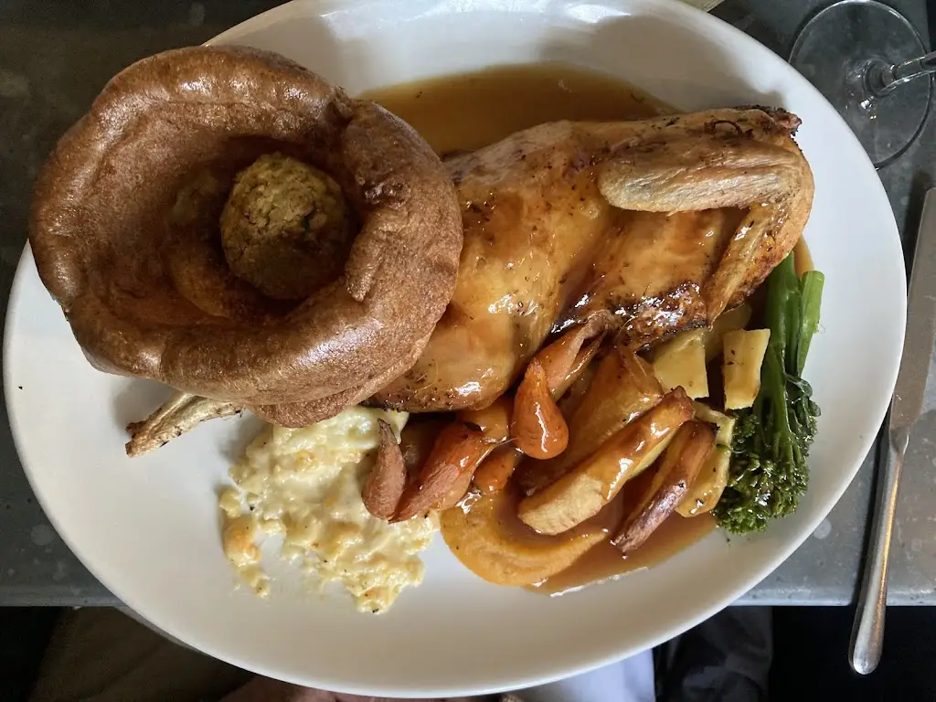 darren poole lacey_The Bugle Hamble_Bursledon_review