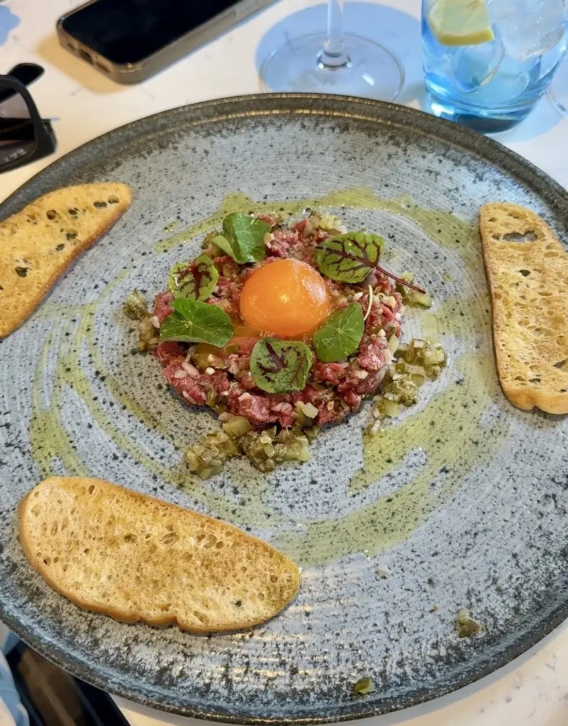 Oli Pytel_Riverside Social_Bursledon_reseña