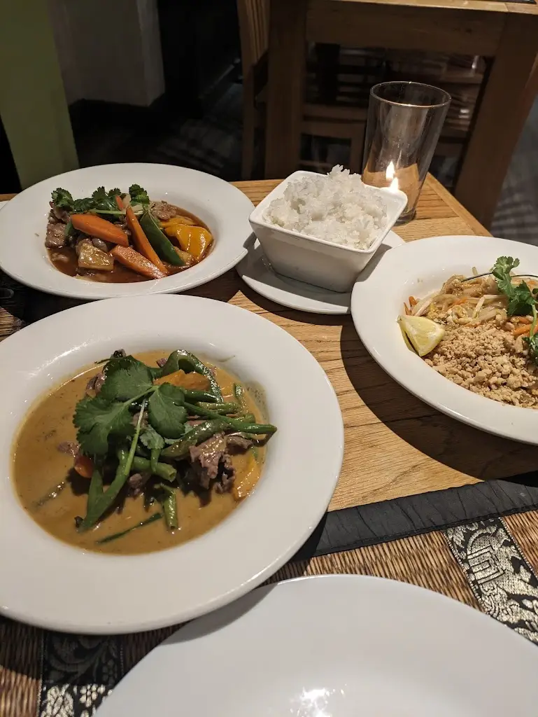 Menu_Thaiger Lounge restaurant_Bursledon_immagine_7