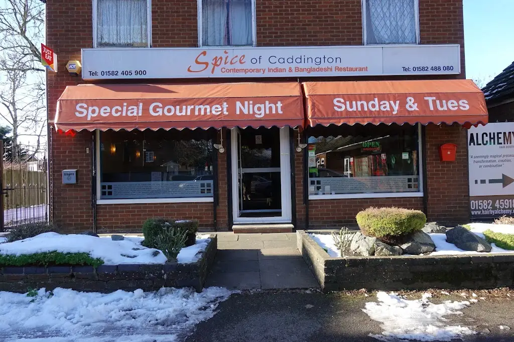 Spice of Caddington restaurante en Caddington