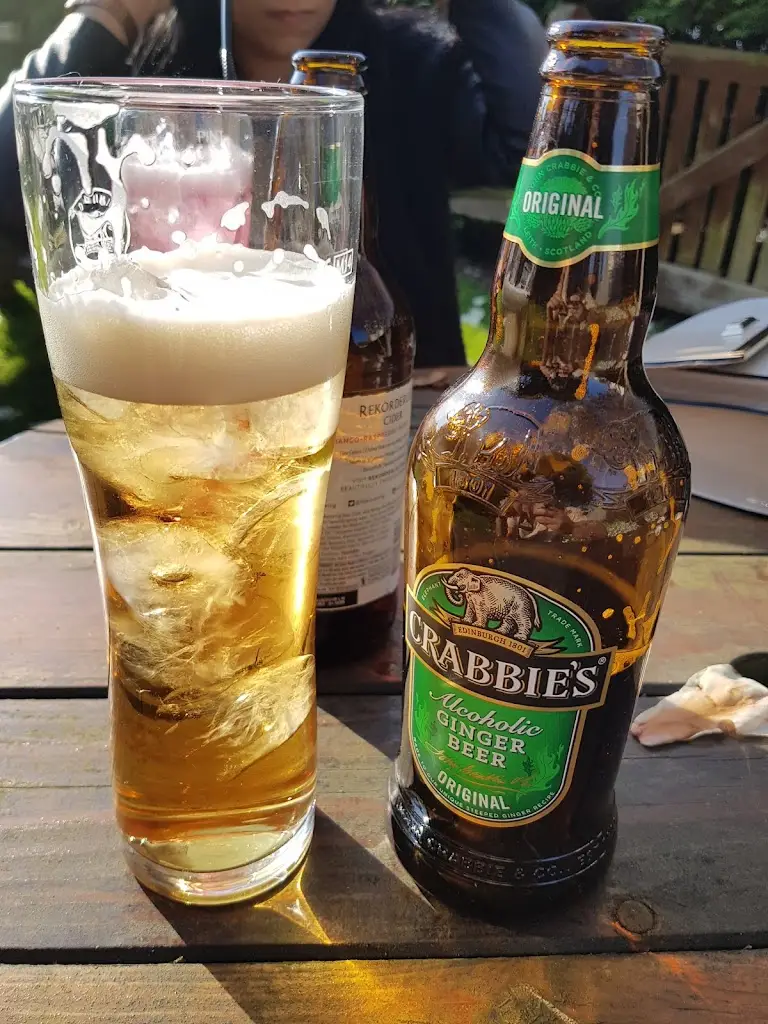 Menu_The Chequers_Caddington_image_9