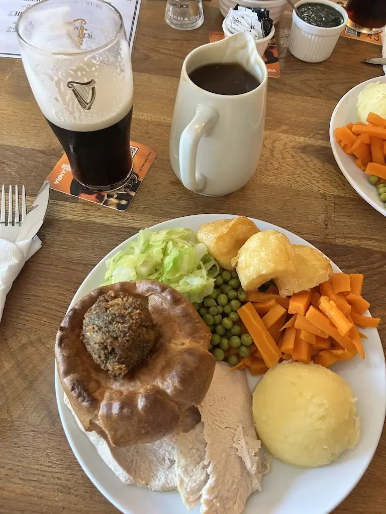 The Chequers_Caddington_slider_image_2