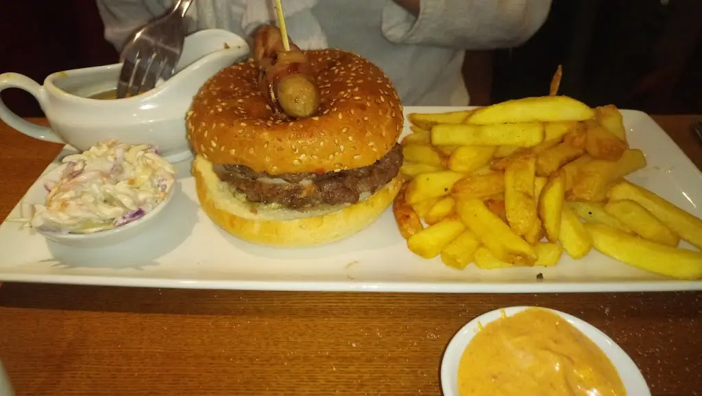 Menu_Horse & Jockey Table Table_Caddington_image_6