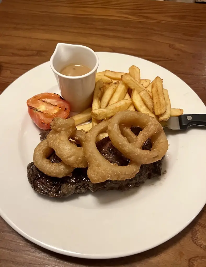 Menu_Horse & Jockey Table Table_Caddington_image_7