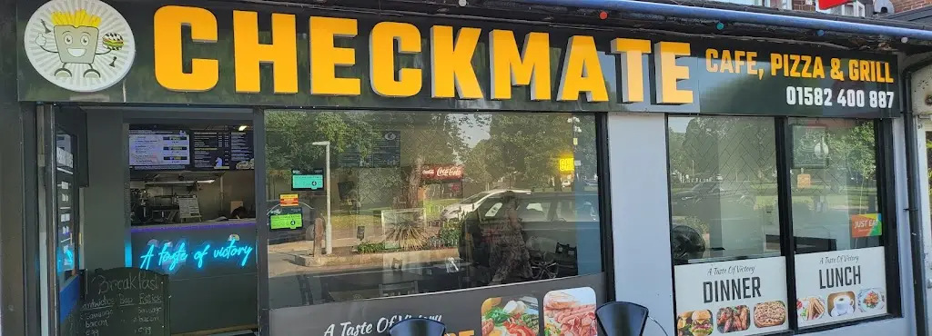 Checkmate Cafe & Grill restaurante en Caddington