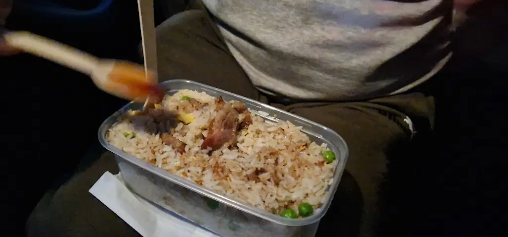 Hong Kong House_Caddington_slider_image_2