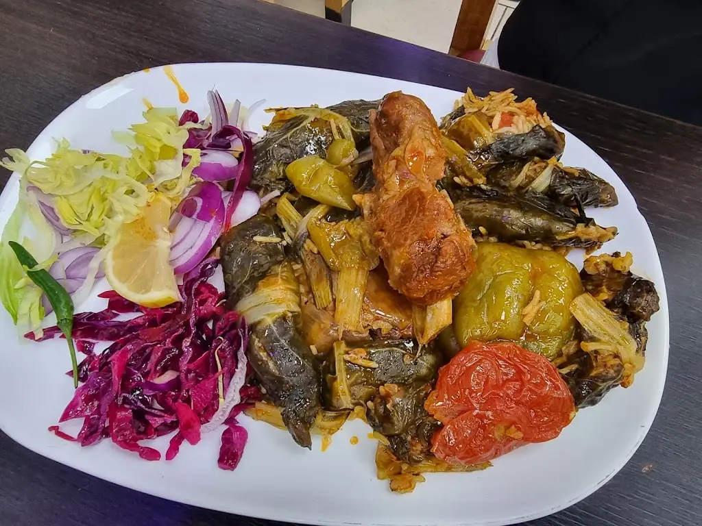 Menu_Zaitoon Restaurant_Burngreave_immagine_5