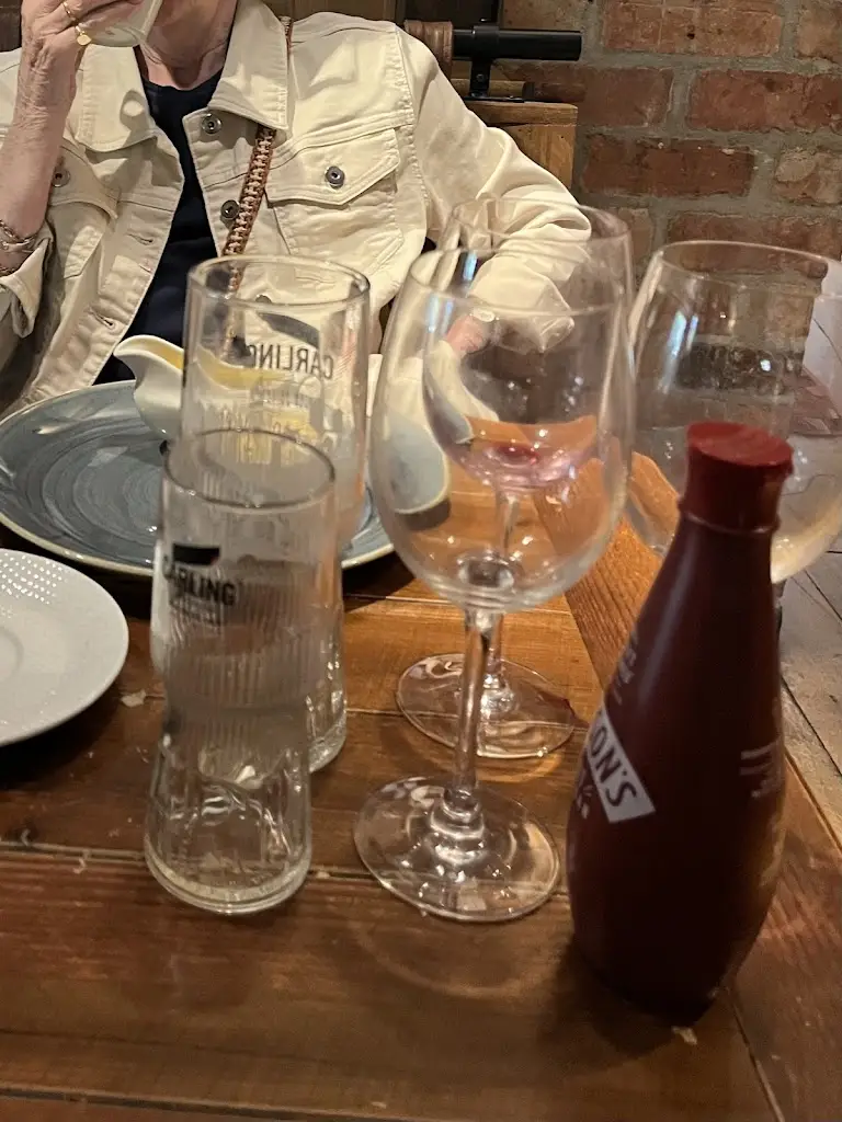 Jill Davies_The Red Lion_Alvechurch_review