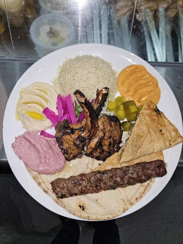 al dimashgi restaurant_Burngreave_slider_image_2