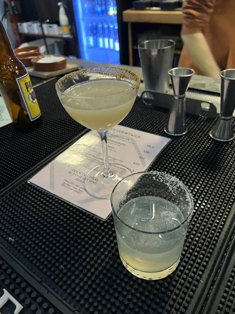 Menu_piña_Burngreave_image_5