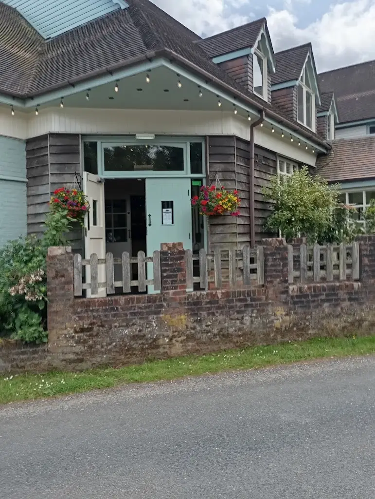 Debbi Smith_The Empress of Blandings Pub & Restaurant, Cadnam_Cadnam_review