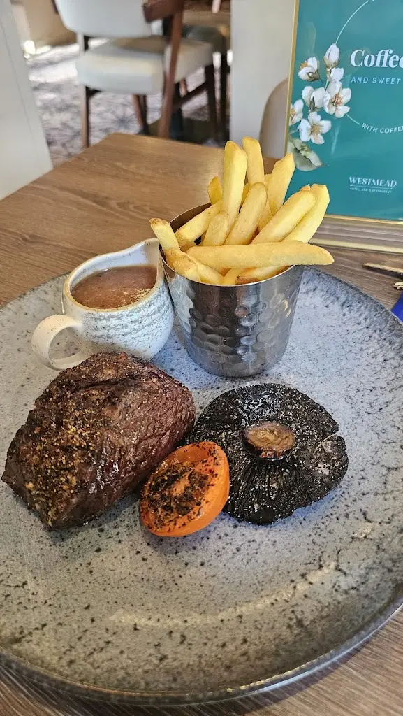 Happy Tourist_Restaurant at Westmead Hotel_Alvechurch_recensione