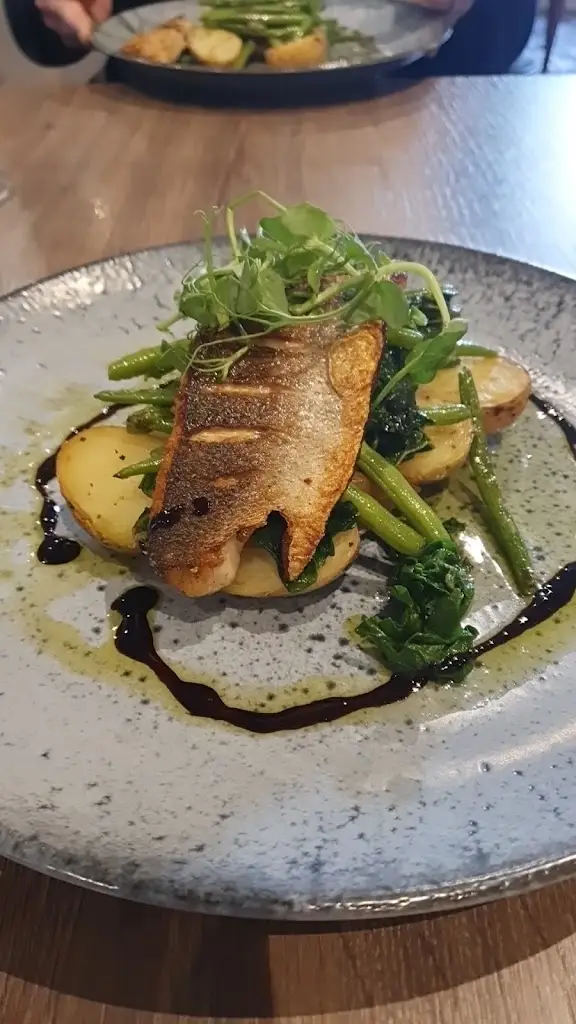 Tonja Hussein_Restaurant at Westmead Hotel_Alvechurch_recensione