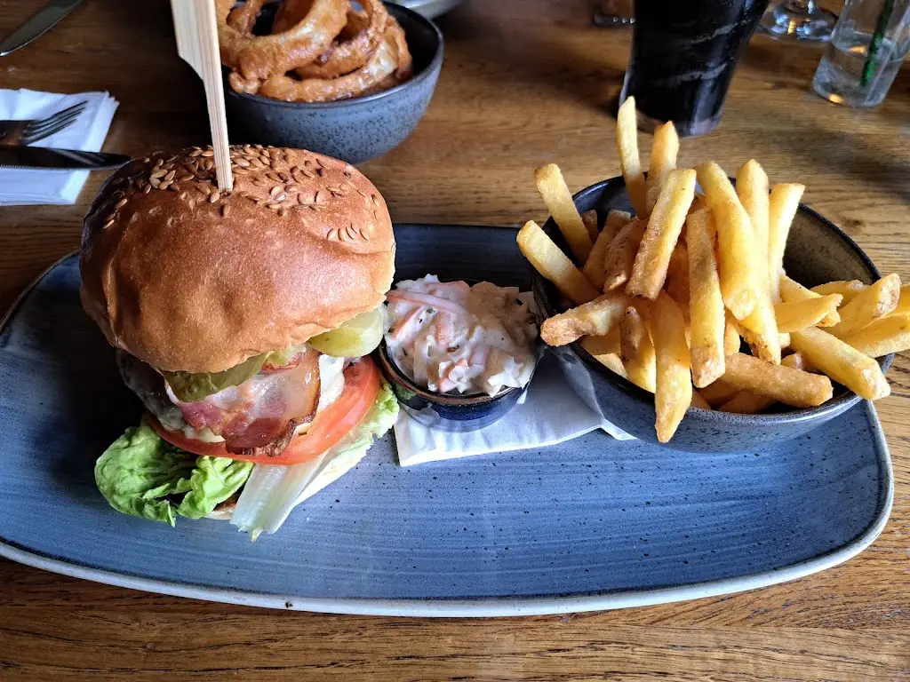 Phil Wotton_Green Dragon_Cadnam_review