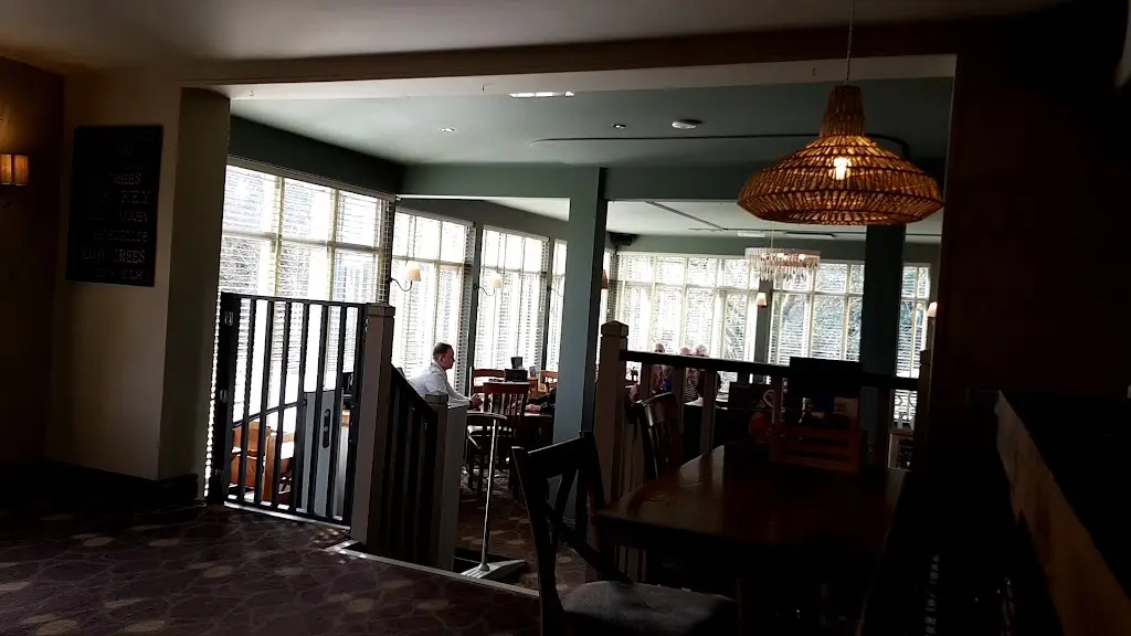 Hopwood House_Alvechurch_slider_image_2