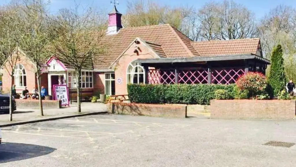 The Seven Woods_Burtonwood_slider_image_3