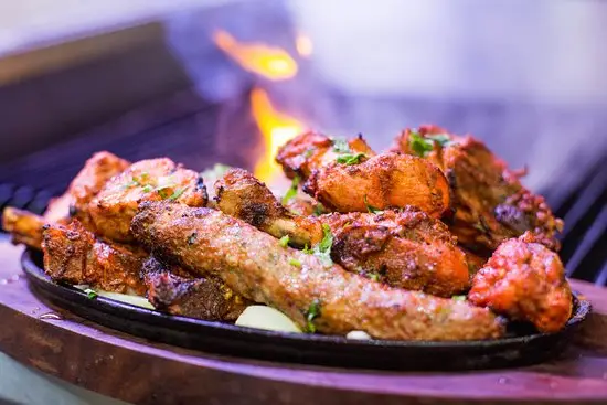 The Raj - Indian Takeaway_Burtonwood_slider_image_2