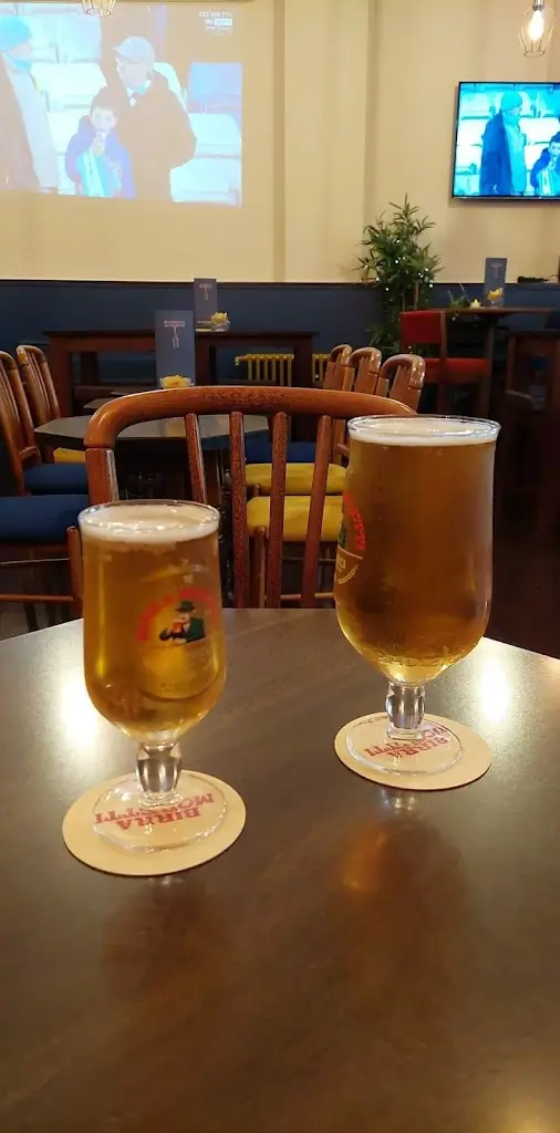 Louise Osborne_The Club-Burtonwood_Burtonwood_review