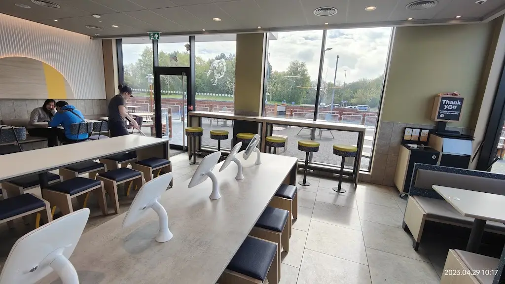 McDonald's_Burtonwood_slider_image_3