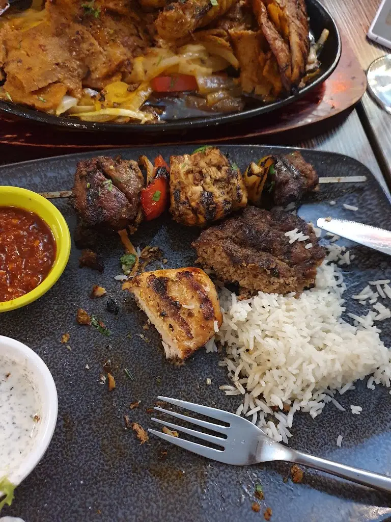 Menu_Leo's Bar & Grill_Burtonwood_image_5