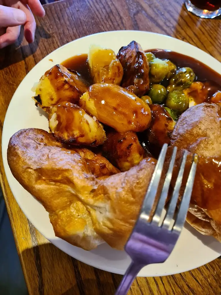 Linda Benyon_Lymewood Farm - Farmhouse Inns_Burtonwood_review