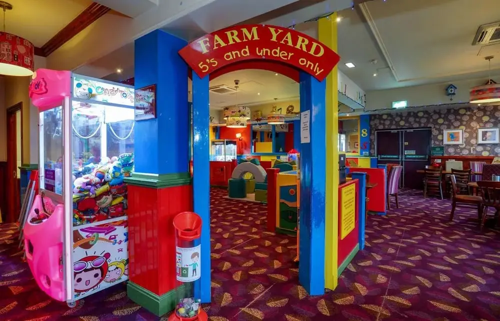 Lymewood Farm - Farmhouse Inns_Burtonwood_slider_image_1