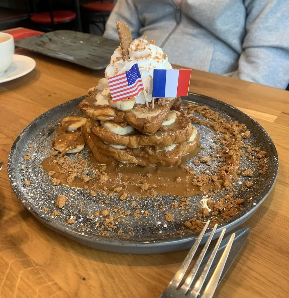 Lynn Bates_Shakey J's Family Dining_Burtonwood_recensione