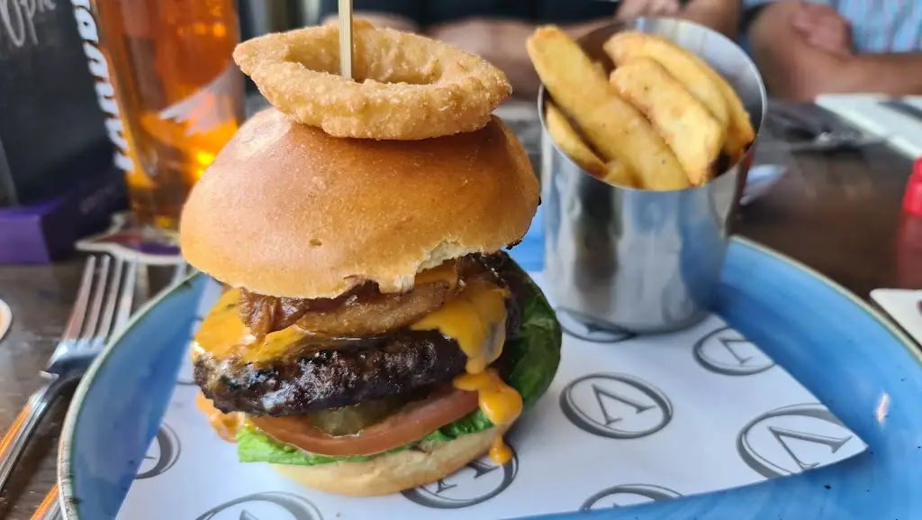 The Olde Victoria_Burton Latimer_slider_image_2