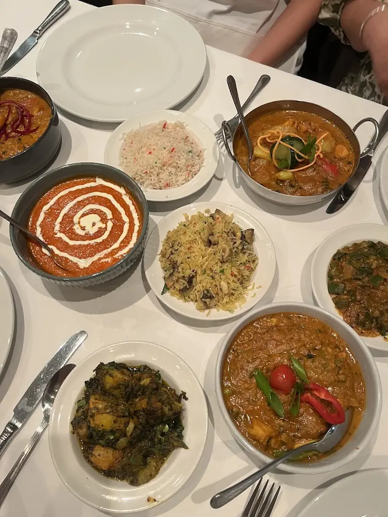 Lauren McGill_Kushboo_Burton Latimer_review