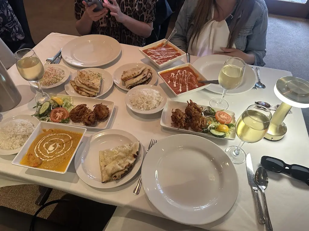 Agnieszka Kubalewska_Kushboo_Burton Latimer_review