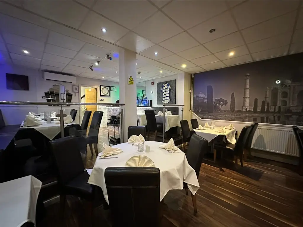 Nazreen _Burton Latimer_slider_image_3