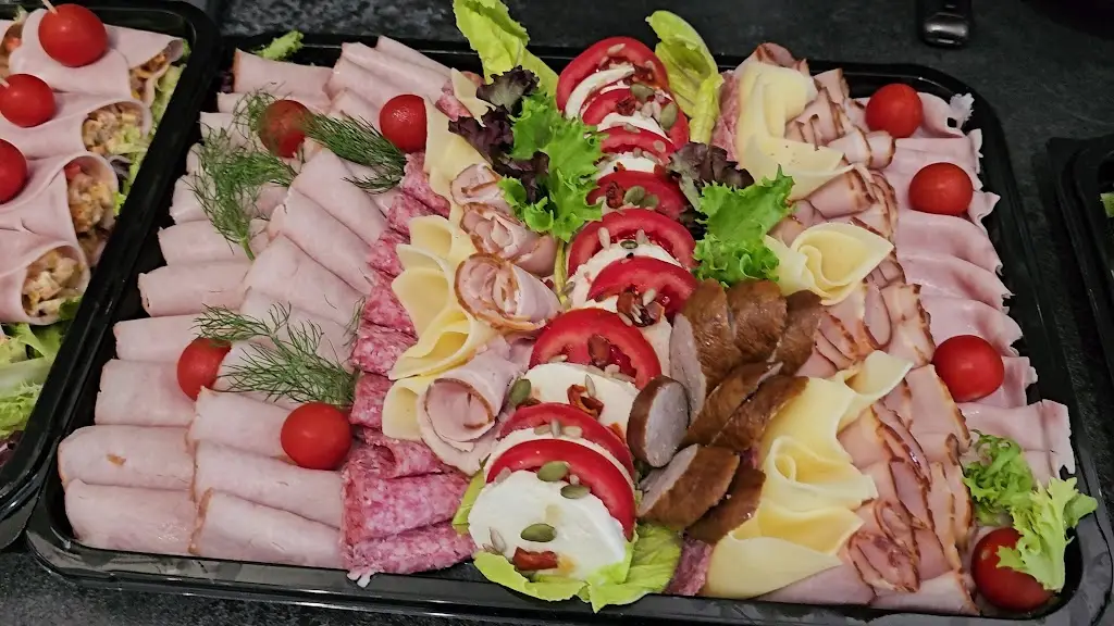 Michal Wilk_Bistro Domowe by Malgorzata Gibka_Burton Latimer_review