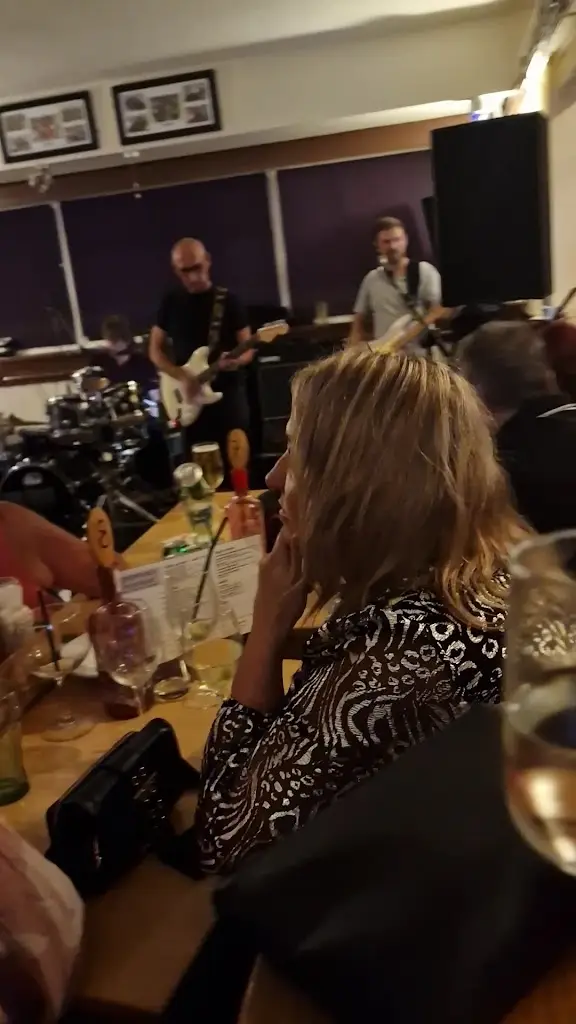 The Stirrup Cup_Burton Latimer_slider_image_2