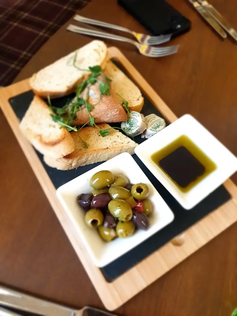 Menu_Vines Brasserie_Burton Latimer_image_6