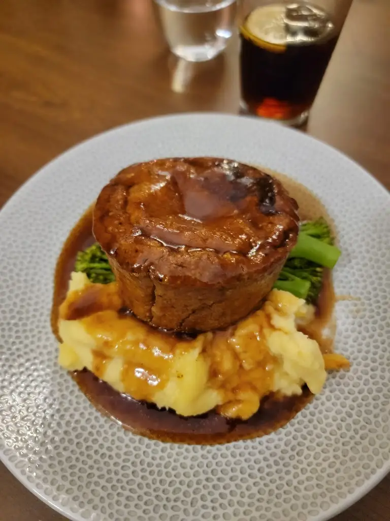 Steve Lacy_Vines Brasserie_Burton Latimer_review