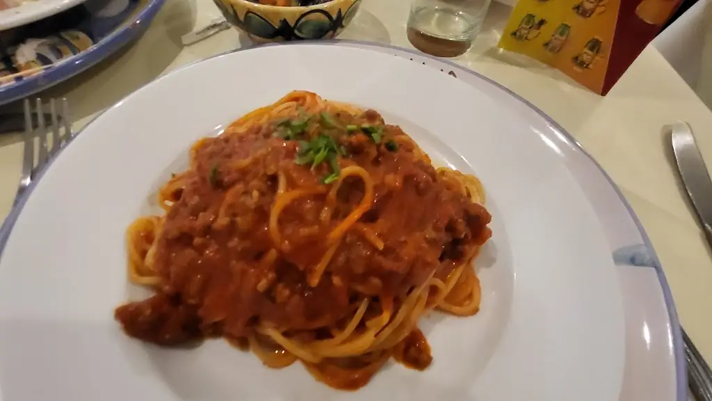 Tom Richards_Bella Sicilia_Burton Latimer_review