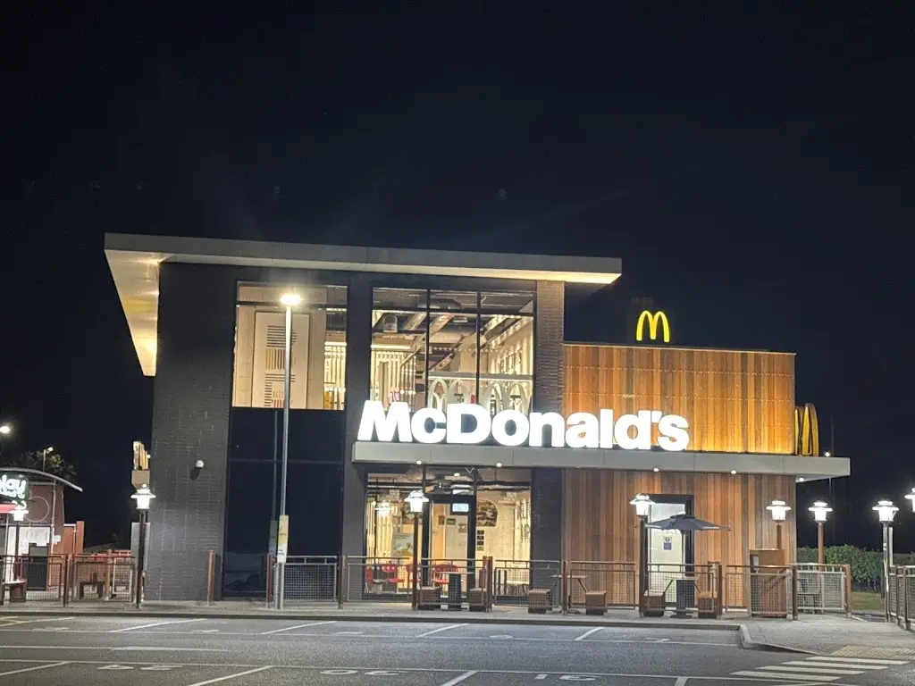 John Pater_McDonald's_Burton Latimer_review