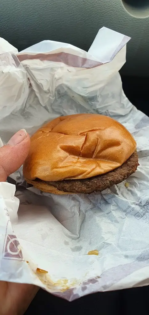 R J_McDonald's_Burton Latimer_review