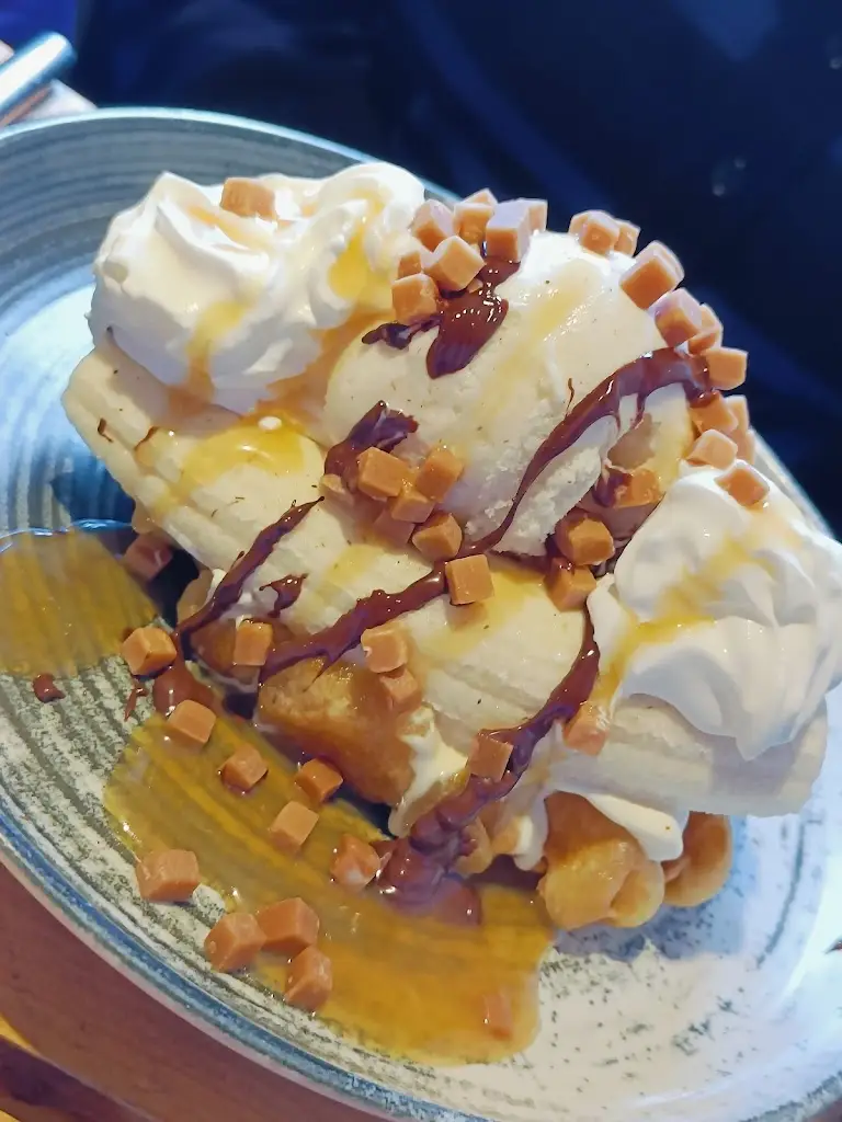 Menu_Pig and Waffle_Burton Latimer_image_8