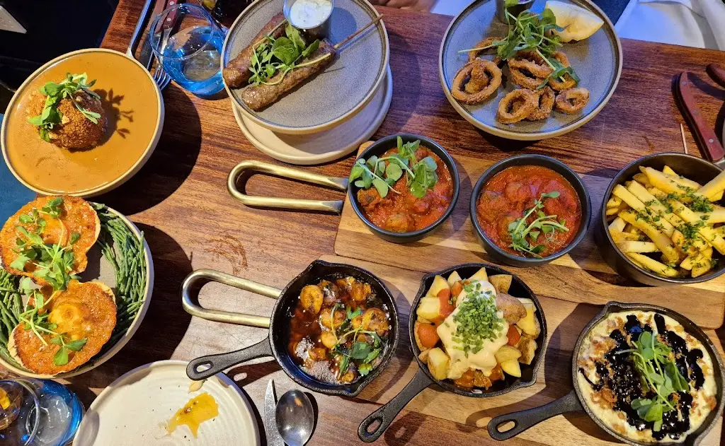 Pig and Waffle_Burton Latimer_slider_image_2