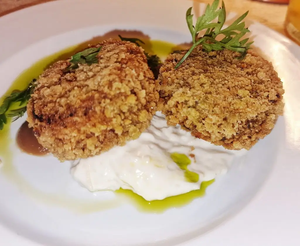 Dick Sterne_The One Bull_Bury St Edmunds_review