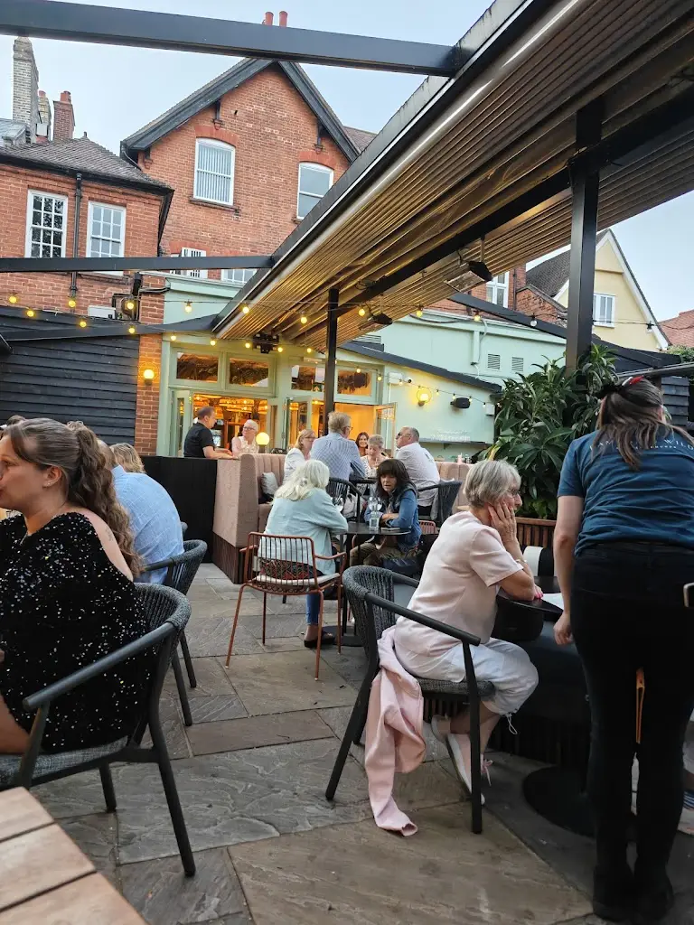 Eugene Hill._Damson & Wilde_Bury St Edmunds_review
