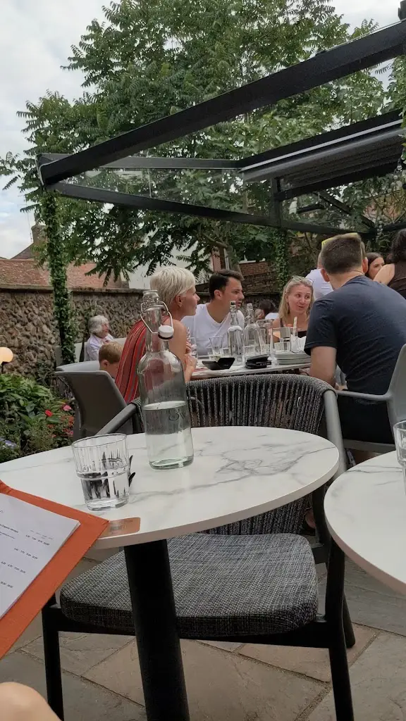 Damson & Wilde_Bury St Edmunds_slider_image_2