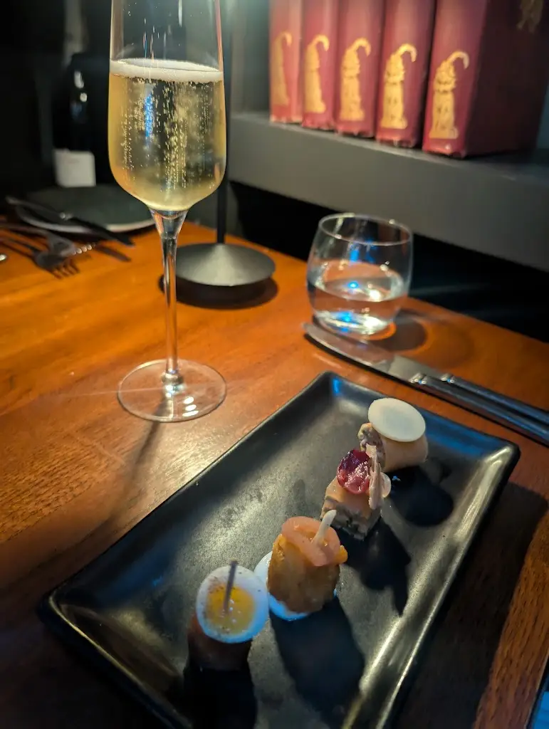 Martin Creffield_1921_Bury St Edmunds_review