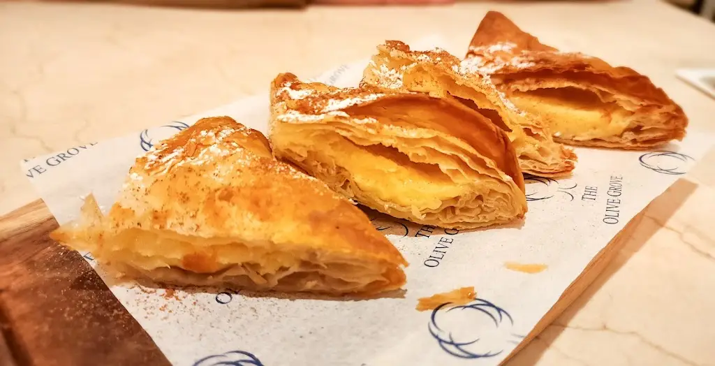 Laurelie M_The Olive Grove_Bury St Edmunds_review