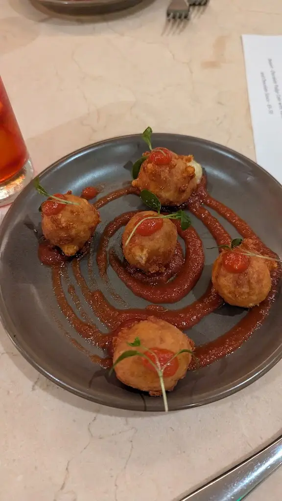 Karyna Mizyuk_The Olive Grove_Bury St Edmunds_review