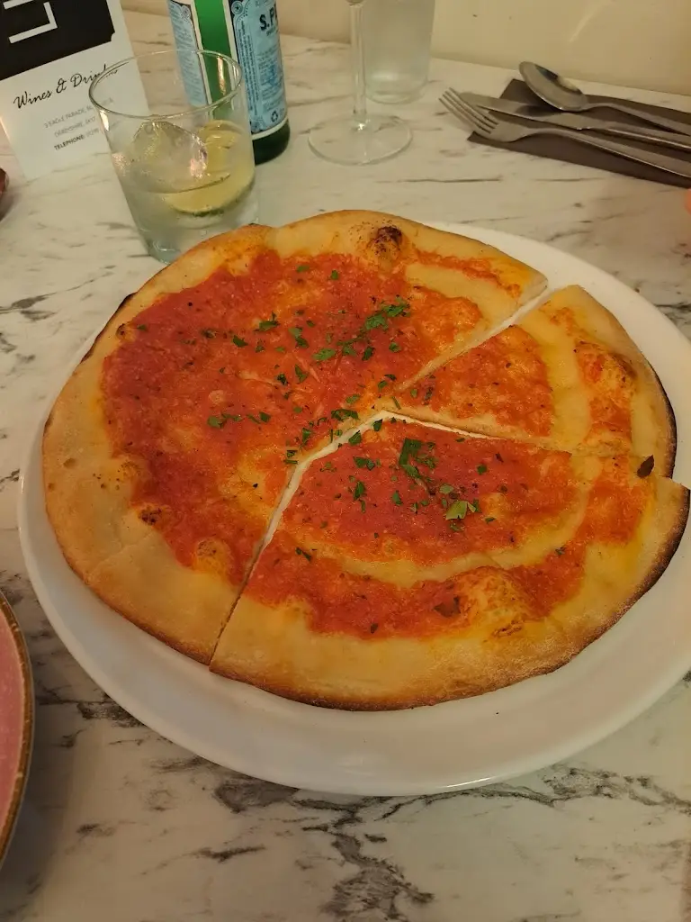 Menu_Luciano's_Buxton_image_8