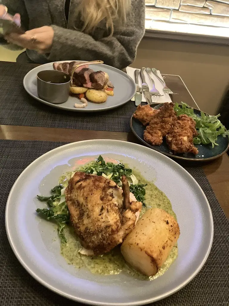 Josh Coward_Baileys Bar & Restaurant_Buxton_review